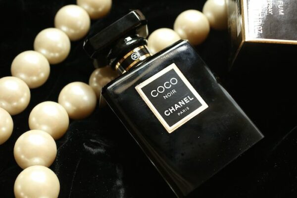 Chanel Coco Noir Edp 100ml - Image 4