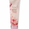 Velvet Petals Cashmere Fragrance